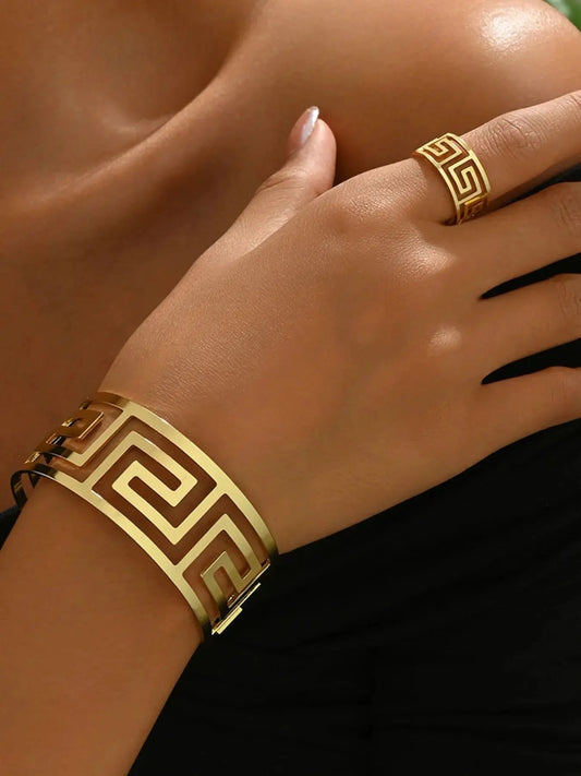 18K Gold Plated Stainless Steel Geometric Bracelet And Ring Set - Fritsch & Co.