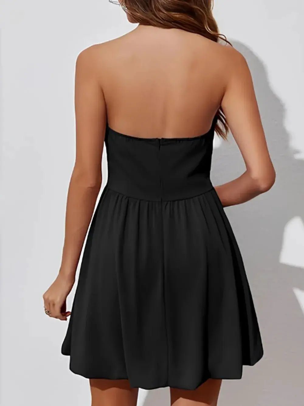 Strapless Ruched Tube Mini Dress Black for Evening Wear - Fritsch & Co.