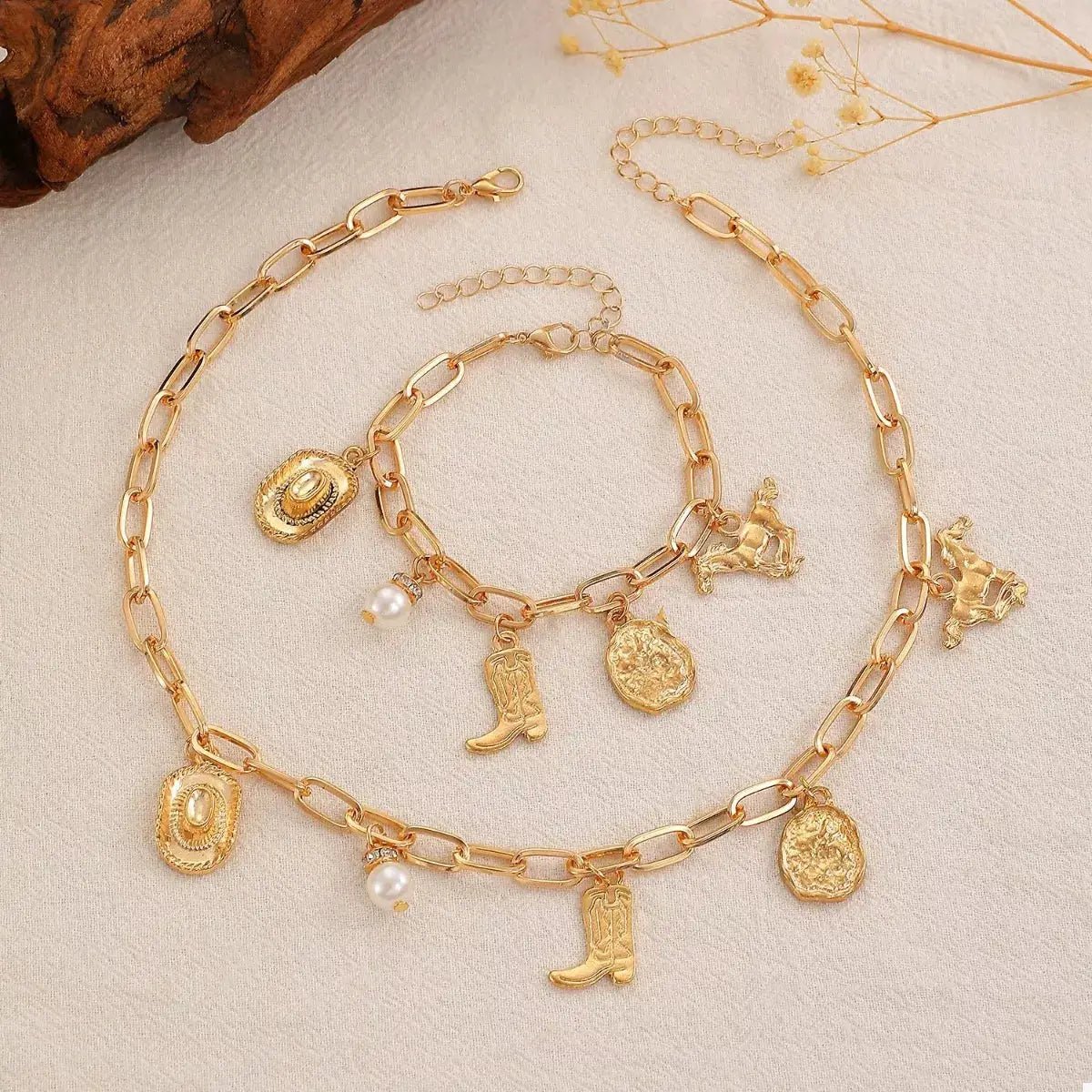 18K Gold Plated Charm Necklace And Bracelet Set With Pearls - Fritsch & Co.
