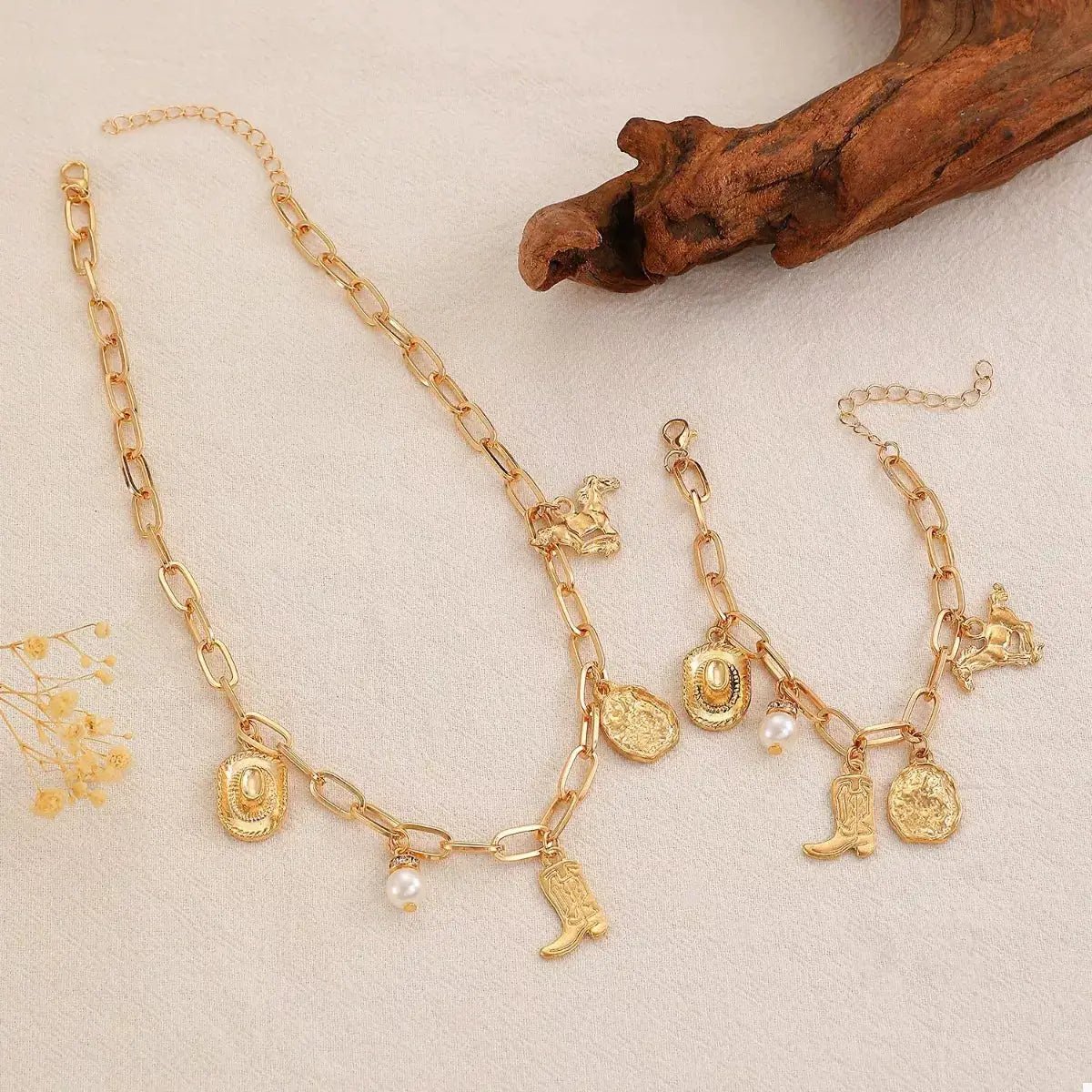 18K Gold Plated Charm Necklace And Bracelet Set With Pearls - Fritsch & Co.