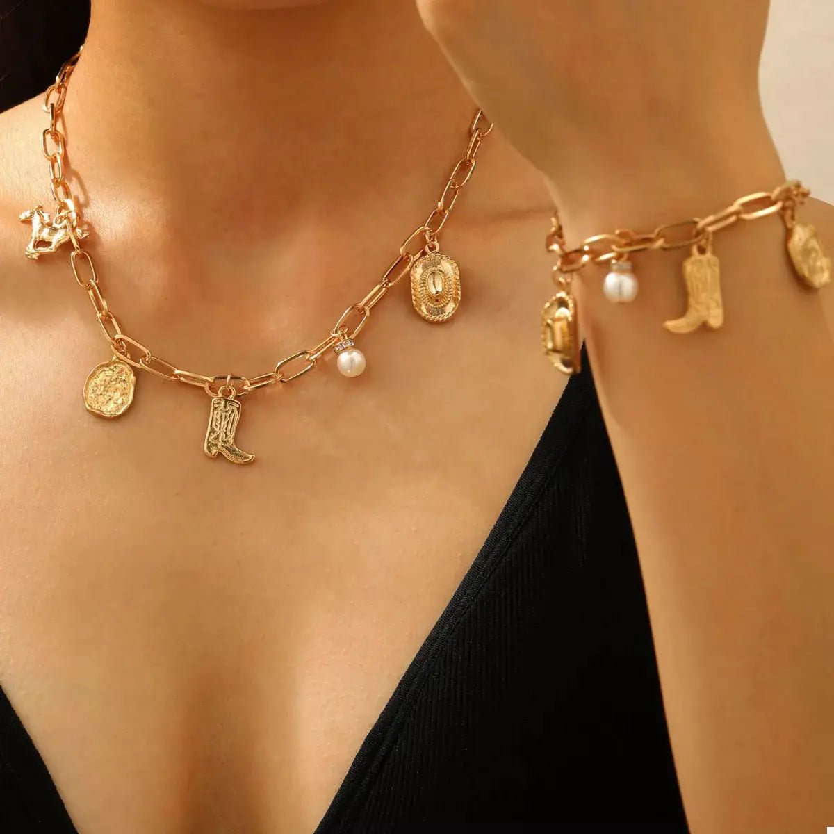 18K Gold Plated Charm Necklace And Bracelet Set With Pearls - Fritsch & Co.