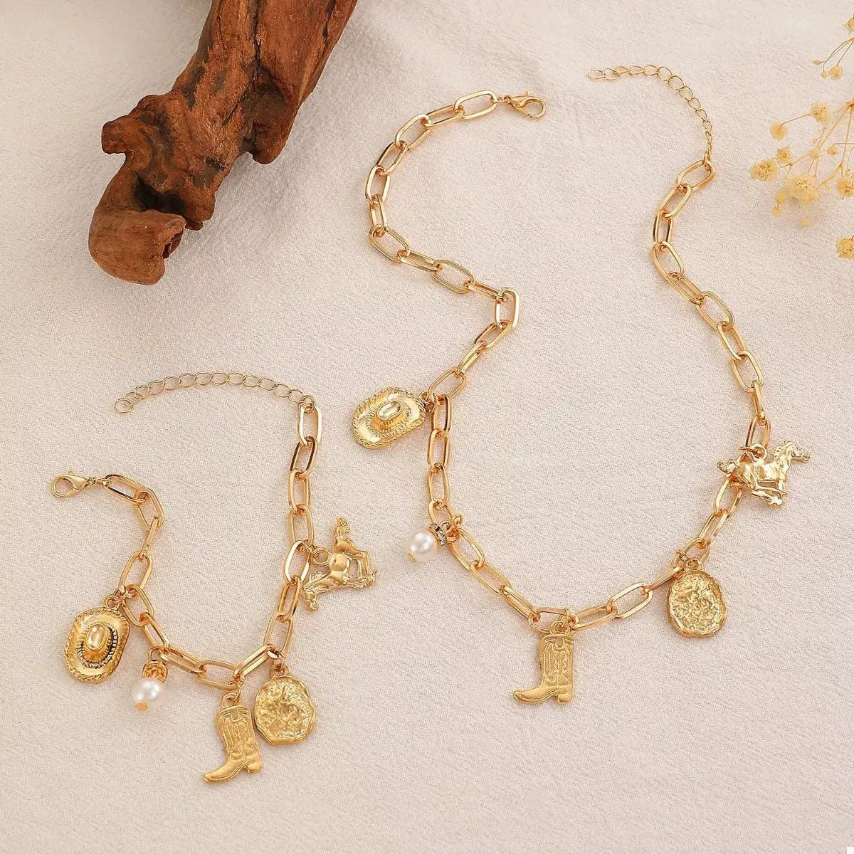 18K Gold Plated Charm Necklace And Bracelet Set With Pearls - Fritsch & Co.
