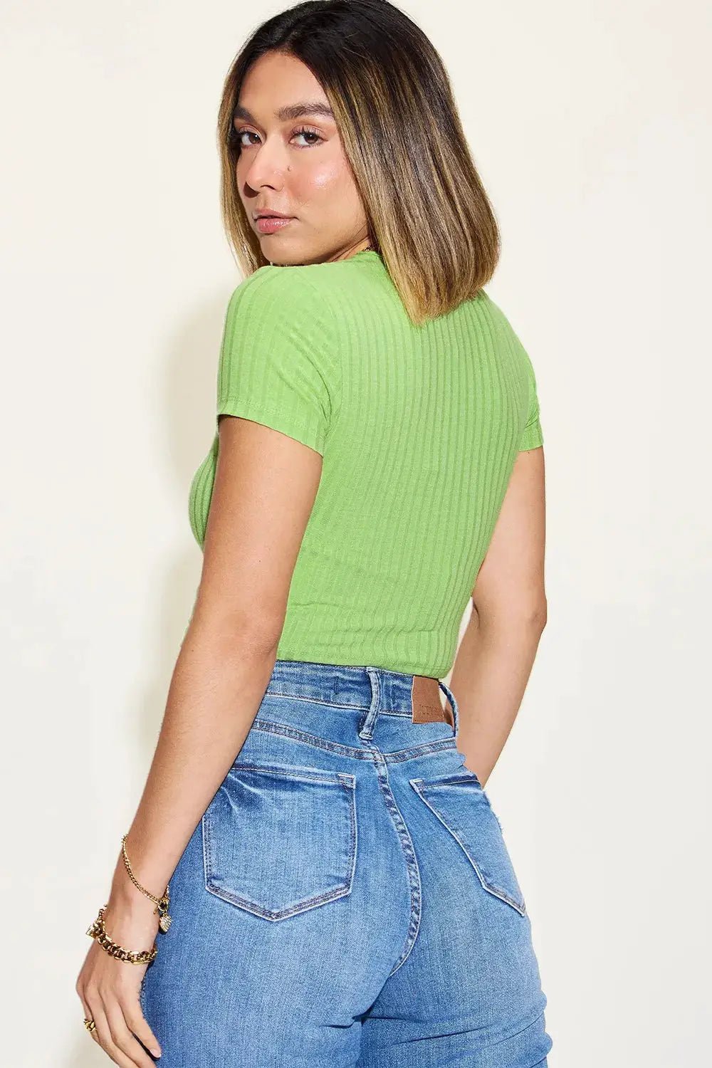 Basic Bae Ribbed Round Neck Short Sleeve Tee for Women - Fritsch & Co.
