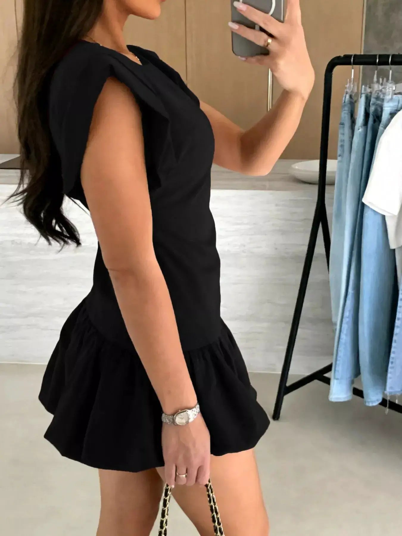 Elegant Burgundy Ruffle Hem Mini Dress With Short Sleeves - Fritsch & Co.