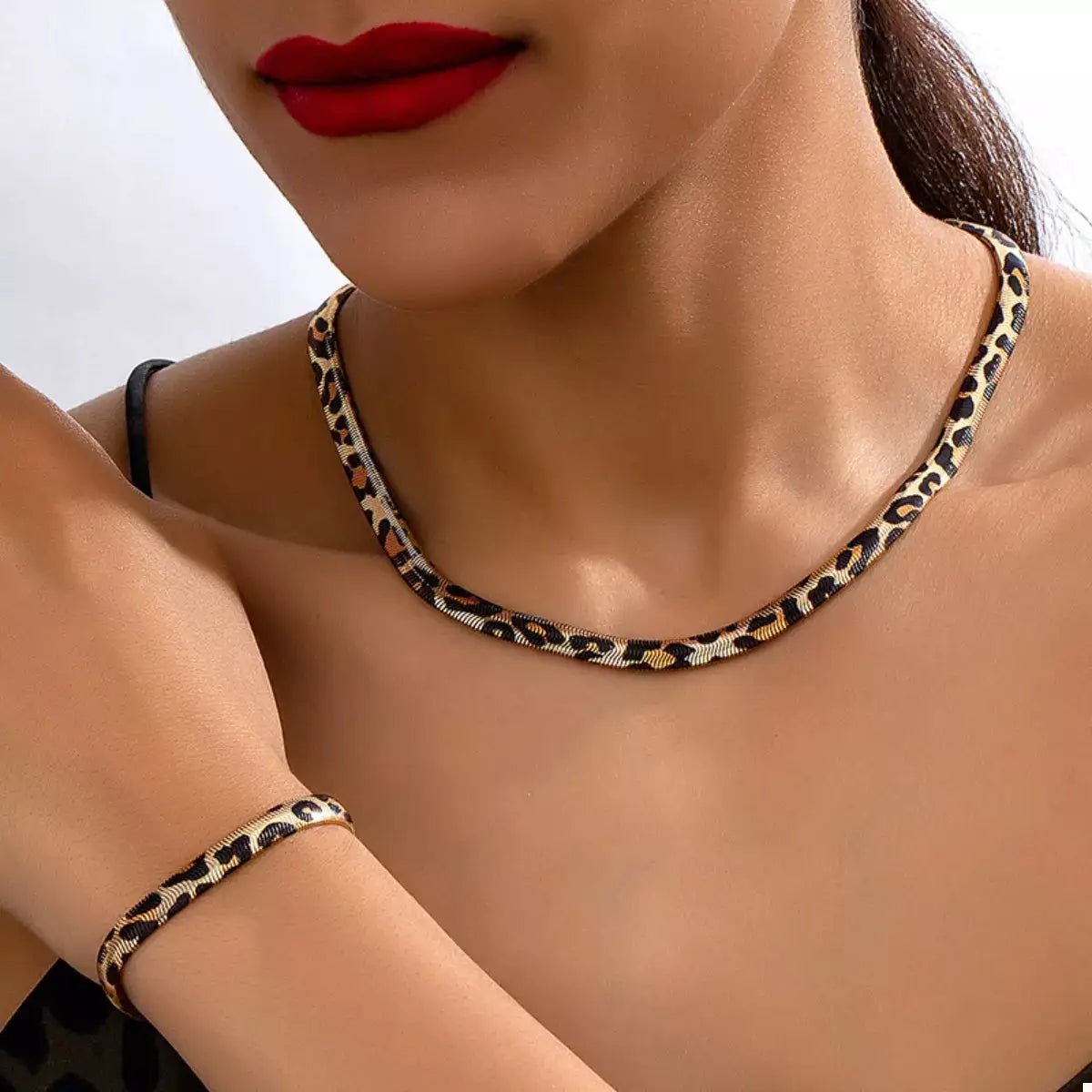 Leopard Print Chunky Necklace And Bracelet Set Gold Plated Jewelry - Fritsch & Co.