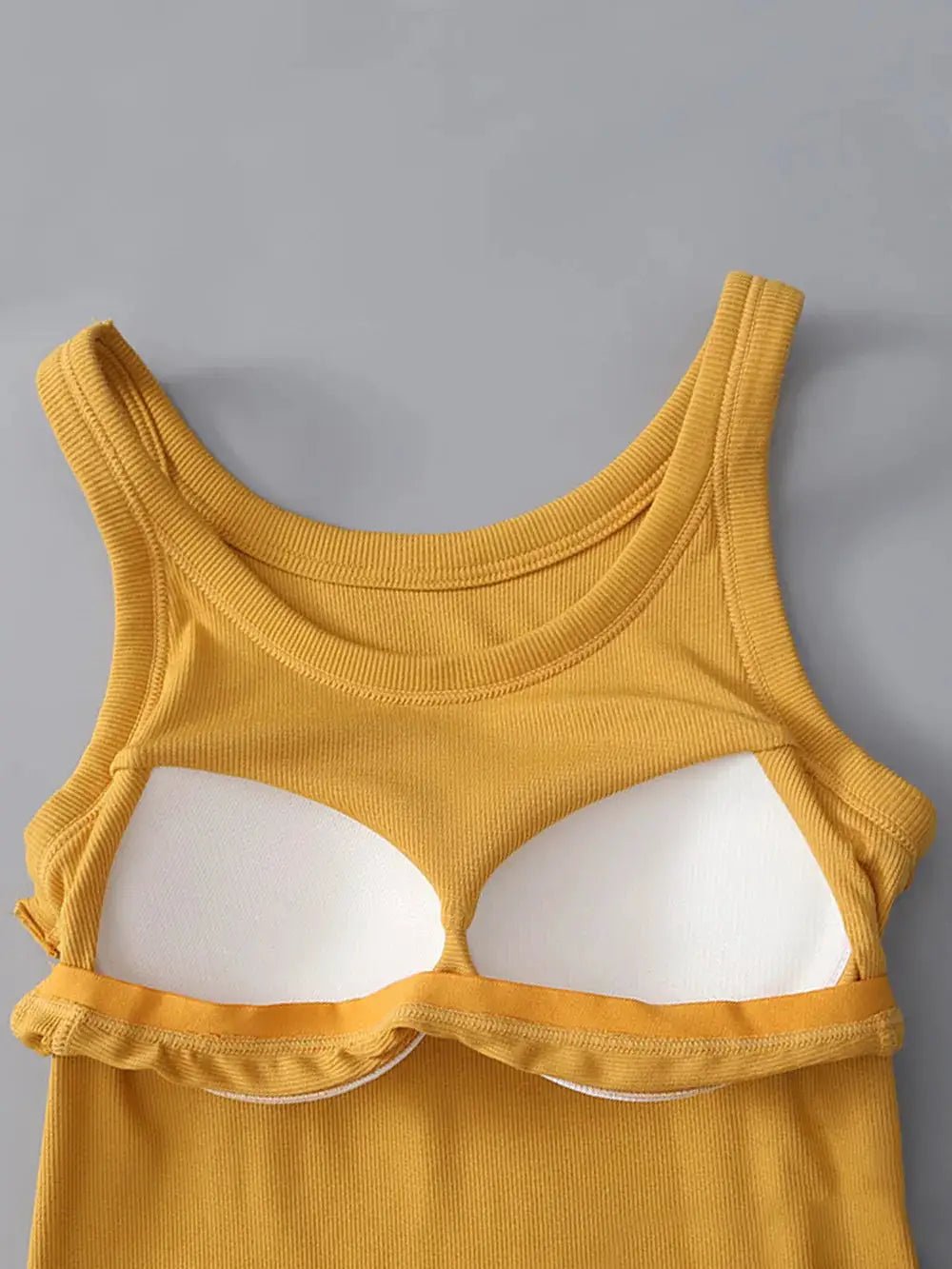 Women's Round Neck Tank Top With Built In Bra Basic Style Casual - Fritsch & Co.